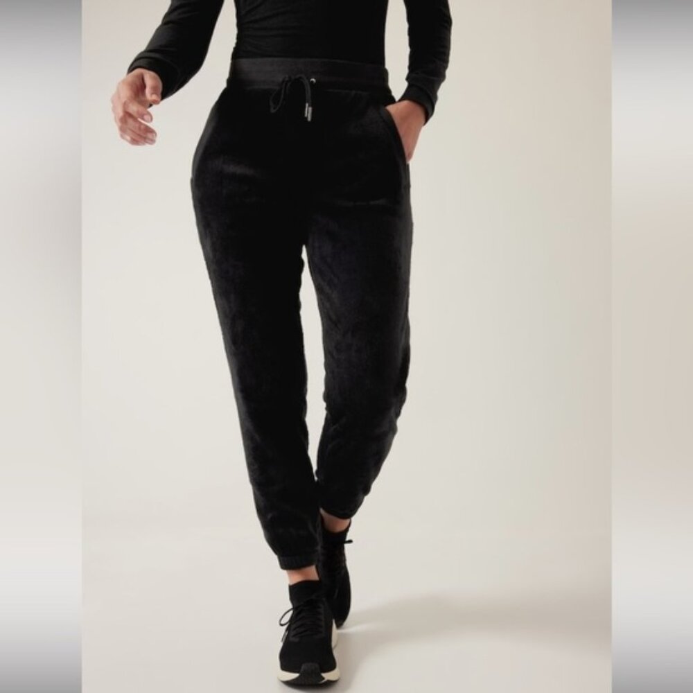 EUC Athleta Cozy Karma Recovery Jogger, Black, Size Large